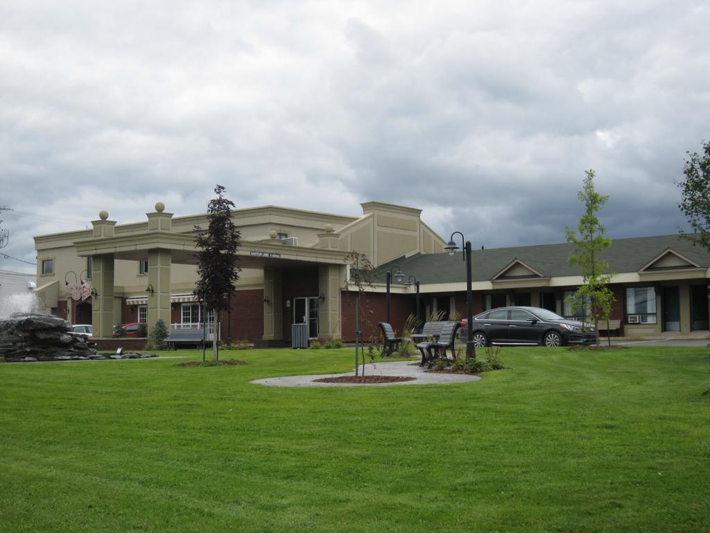 Hotel Motel Le Quiet Lac-Mégantic Exterior foto